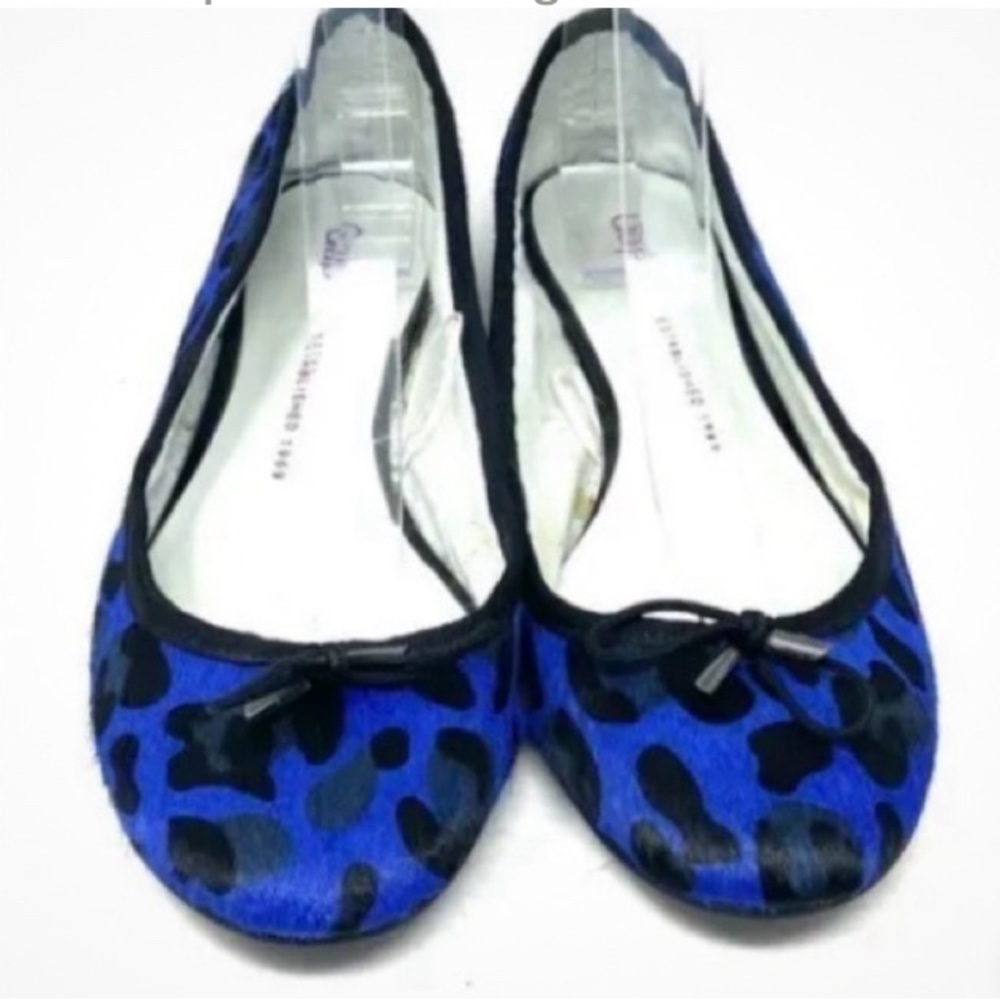 8 1/2 Women’s Gap Upper Leather Flats Black & Blue Leopard Print Shoes